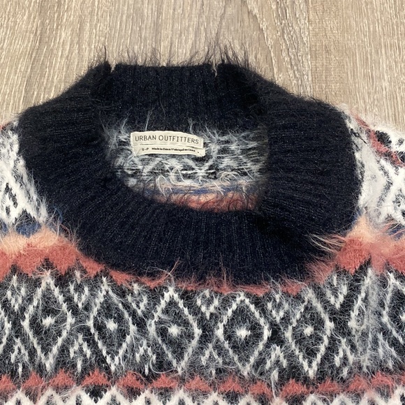 URBAN Outfitters • SZ. SP • knitted sweater - Picture 3 of 6